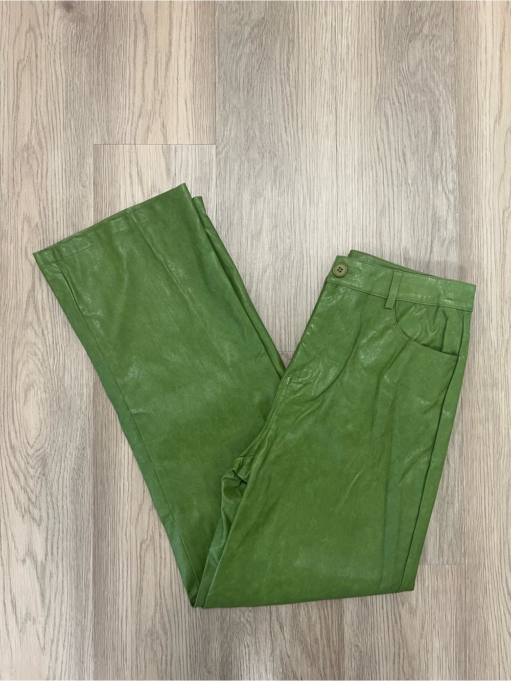 Le Lis Green Faux Leather Bootcut Pants Size Medium Y2K IP1790